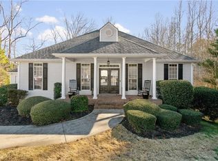 322 Holland Creek Ct, Powder Springs, GA 30127