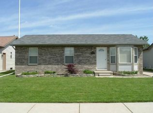 18865 Victor Ave, Roseville, MI 48066