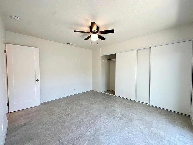 561 Desert View Dr #4 — Photo 8