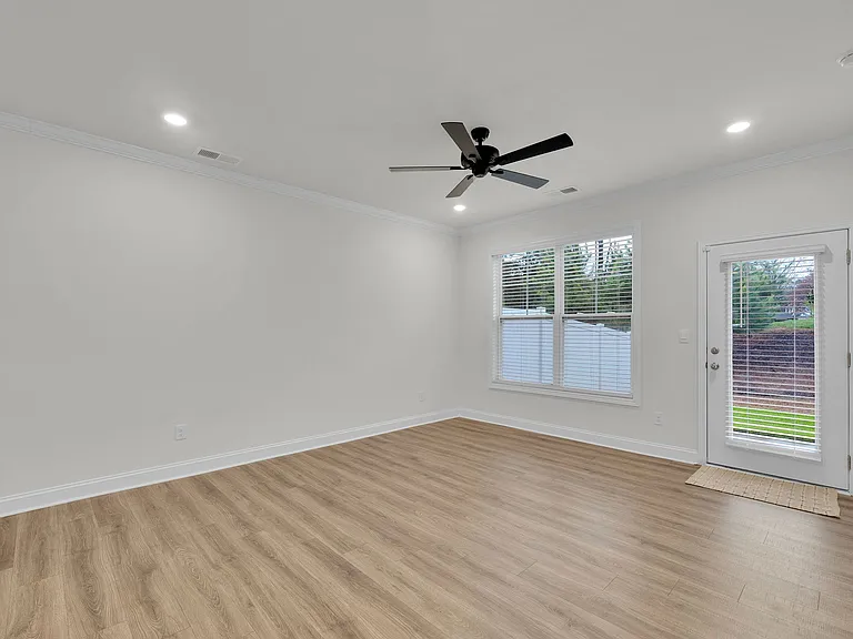 4120 Steel Way — Photo 15