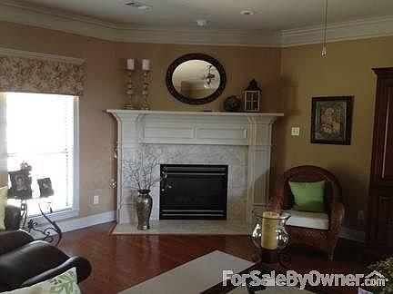 4th image of 4200 Bay Hill Dr
