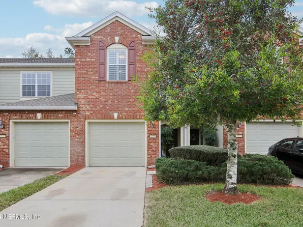 7075 ROUNDLEAF Drive, Jacksonville, FL 32258