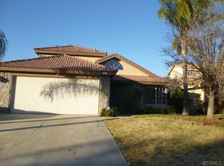 19934 Silvercrest Ln, Riverside, CA 92508