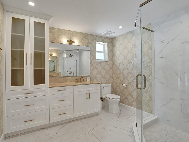 248 Codrington Dr — Photo 31