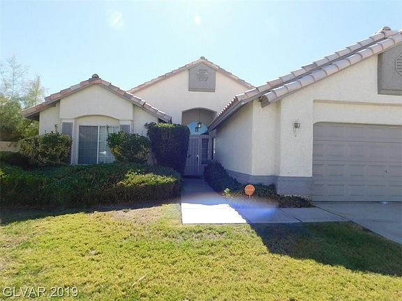 4th image of 3133 Aristotle Ave