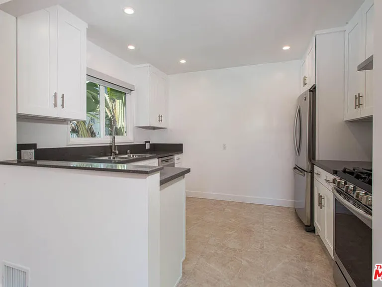 1204 N Crescent Heights Blvd #1 — Photo 10