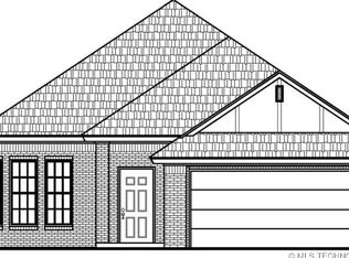 115 S 26th St, Collinsville, OK 74021