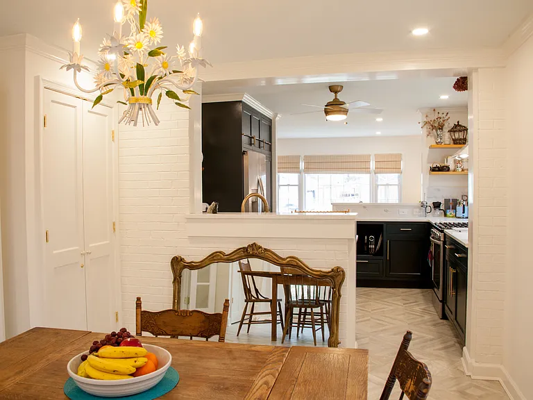 525 Kelly Ave — Photo 10
