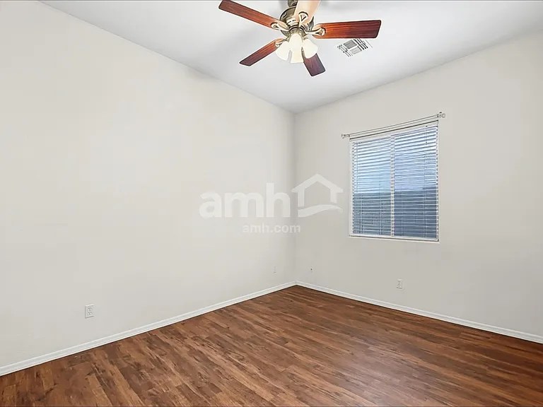 3587 W Morgan Ln — Photo 15