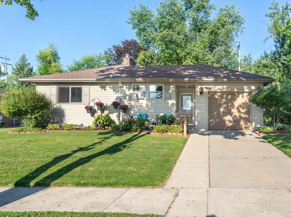 16865 Five Points St, Redford, MI 48240