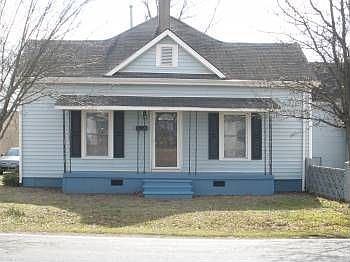1st image of 942 White St E