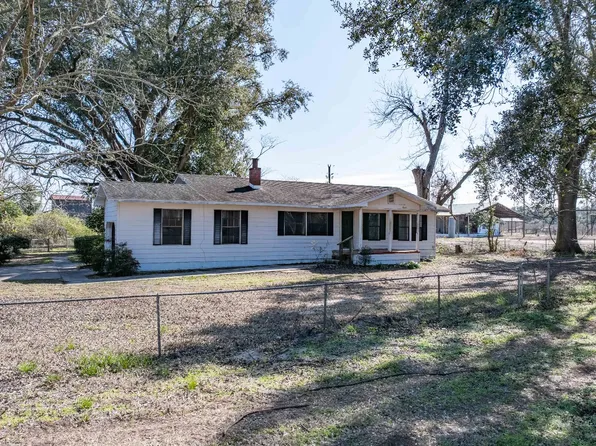 176 NE Lilac Cir, Mayo, FL 32066