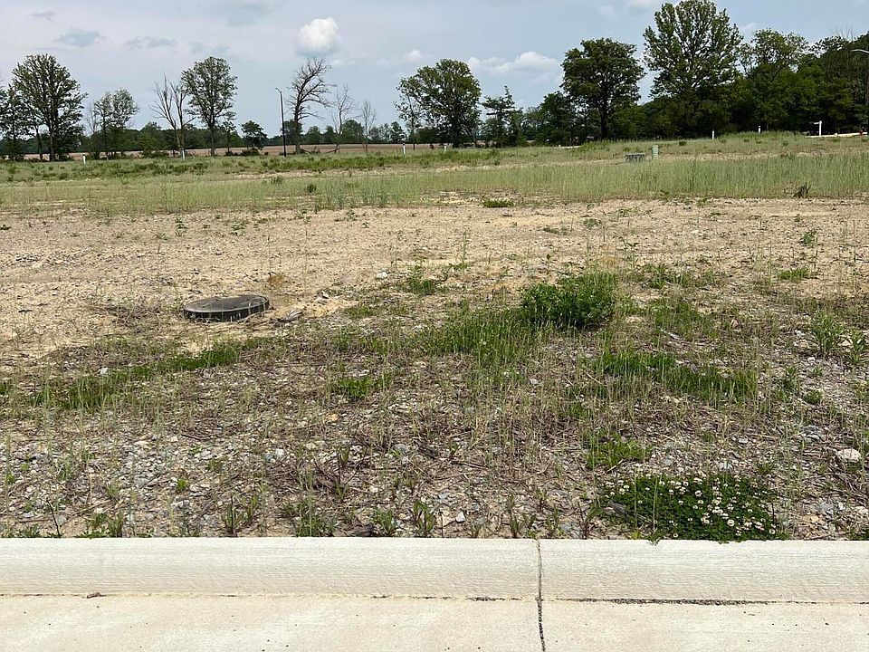 2nd image of 306 Hudson Dr