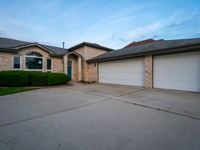 17611 Arlington Ln, Hazel Crest, IL, 60429