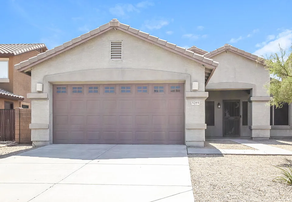 5205 W Melody Ln