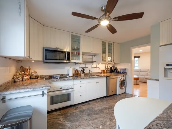 92D Troy Dr #92-D, Springfield, NJ 07081
