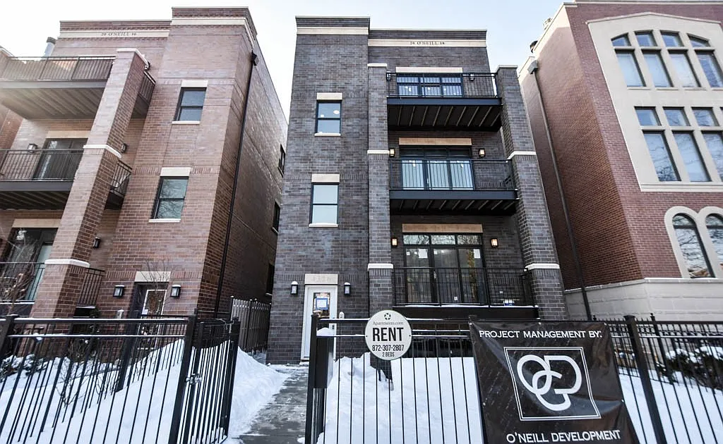 Appealing 3 Bed, 2 Bath at Bell + Irving Park (St. Bens) — Photo 1