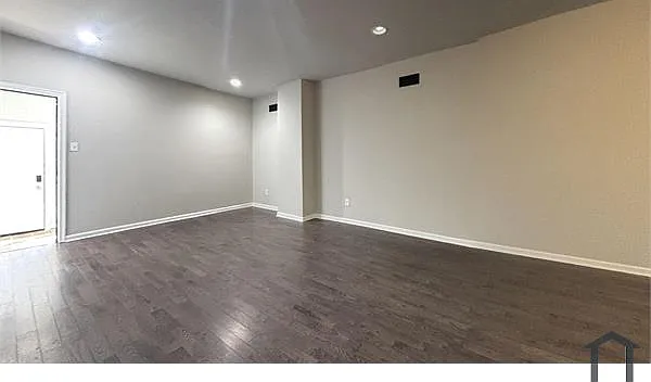 5515 Ludlow St — Photo 12
