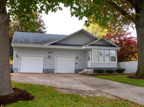 816 Catherine St, Ottawa, IL 61350