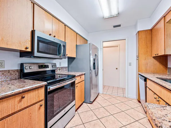 13758 Temple Boulevard, West Palm Beach, FL 33412