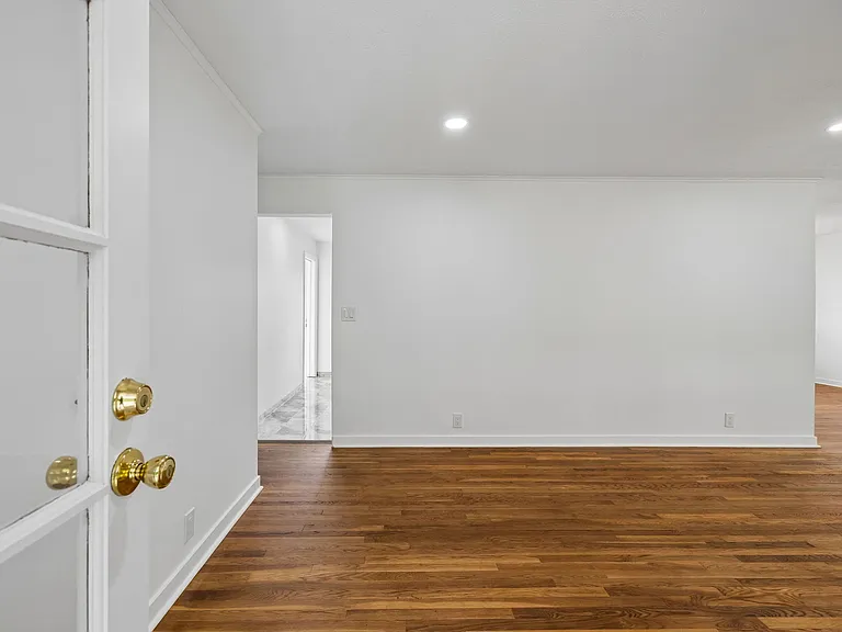 1305 Highway 48 S — Photo 12