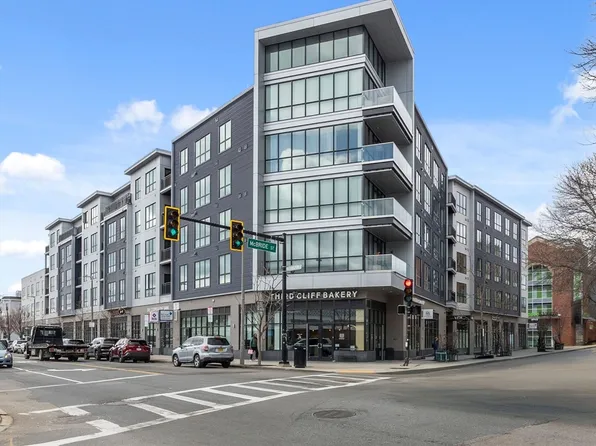 3531 Washington St Unit 419, Boston, MA 02130