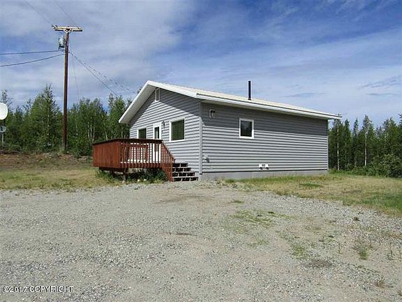 2nd image of 1581 Blueberry Ave