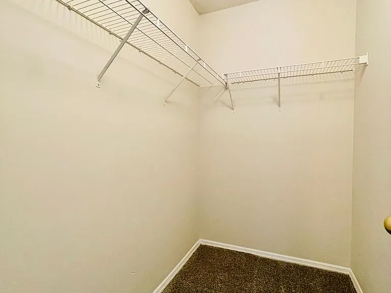 3038 Regency Oaks Dr — Photo 16