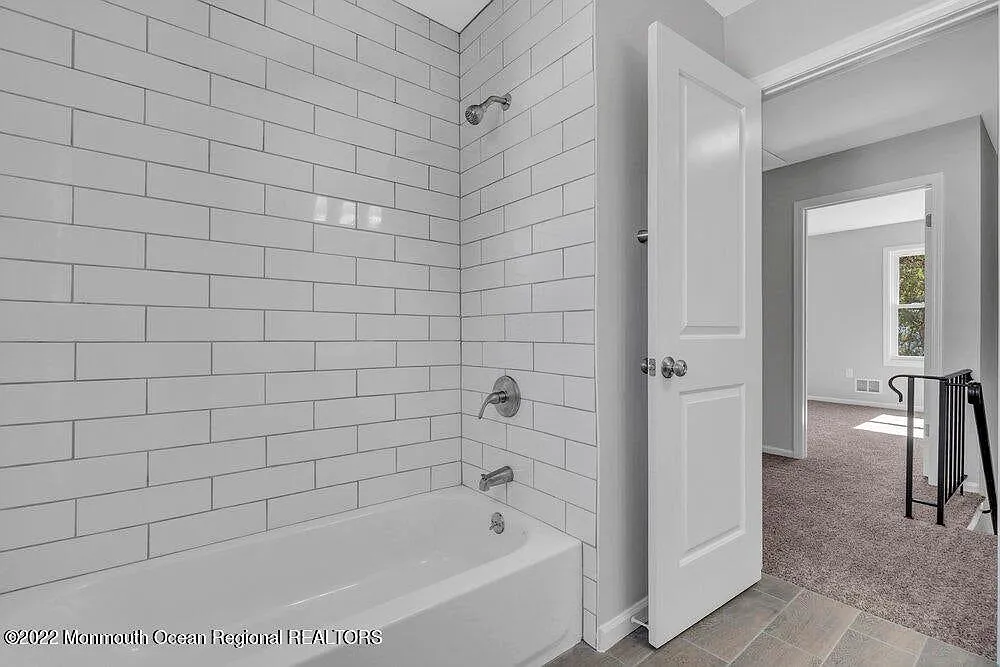 3 bed, 1.5 bath, 1378 sqft, $2,850 — Photo 4