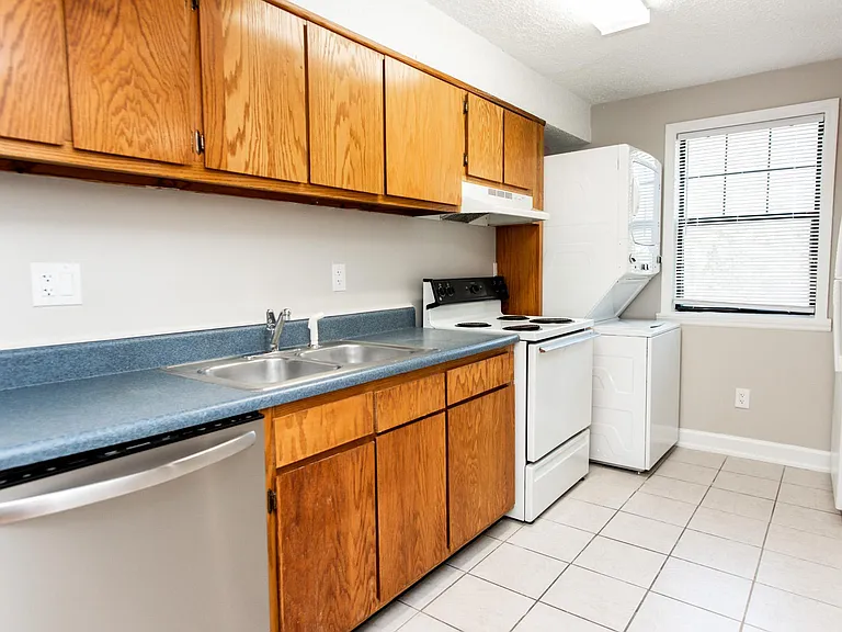 290 Appleby Dr #252 — Photo 6