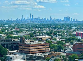 160 Overlook Avenue #19D, Hackensack, NJ 07601