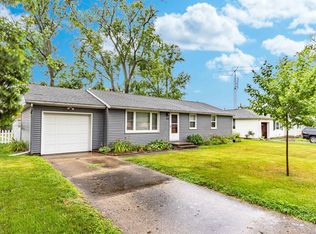 304 W South St, Tremont, IL