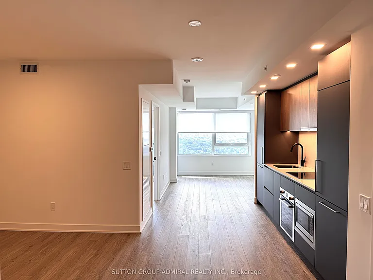 609 Sherbourne St #4205 — Photo 9