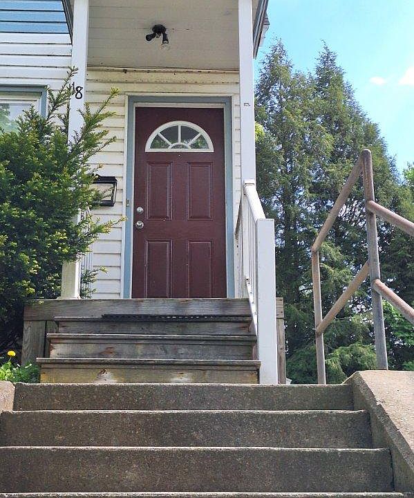 Your safe and private entryway