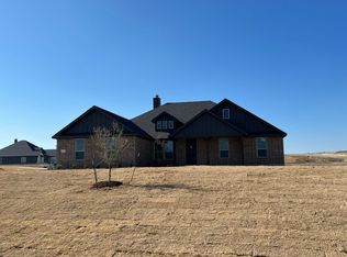 139 Llanos Dr, Decatur, TX 76234