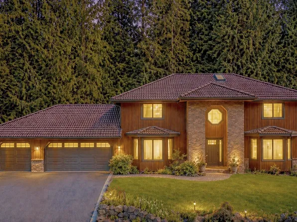 19308 224th Court NE, Woodinville, WA 98077