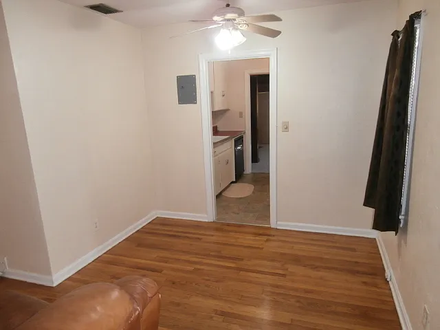1115 Utah Blvd — Photo 4