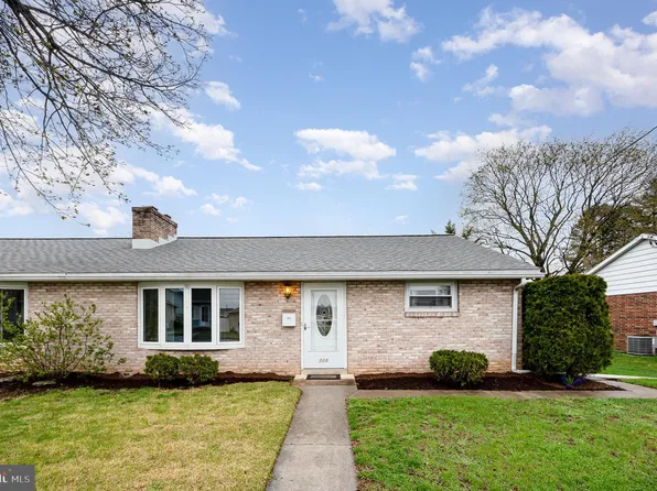 228 N Harrison St, Palmyra, PA 17078