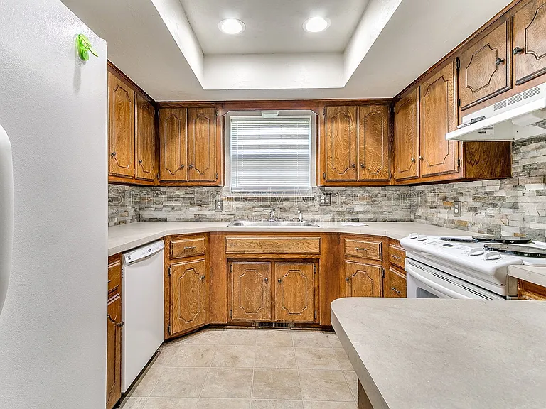 3658 Harper Rd — Photo 8