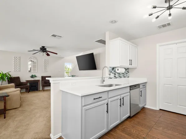 216 Sweet Leaf Ln, Pflugerville, TX 78660