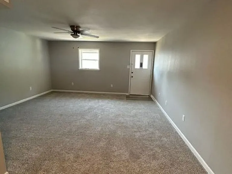 711 Melody Ln #B-1 — Photo 9