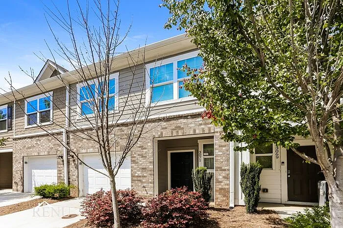 3 bed, 2.5 bath, 1386 sqft, $2,040 — Photo 2