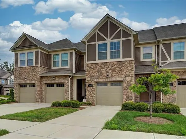 5609 Stonewells Dr, Charlotte, NC 28278