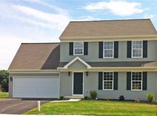 141 Station Corner Dr #L-0035, Annville, PA 17003