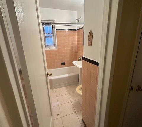 3rd image of 131-05 234th Street #LOWER