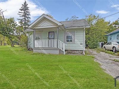 3709 Leerda St, Flint, MI, 48504