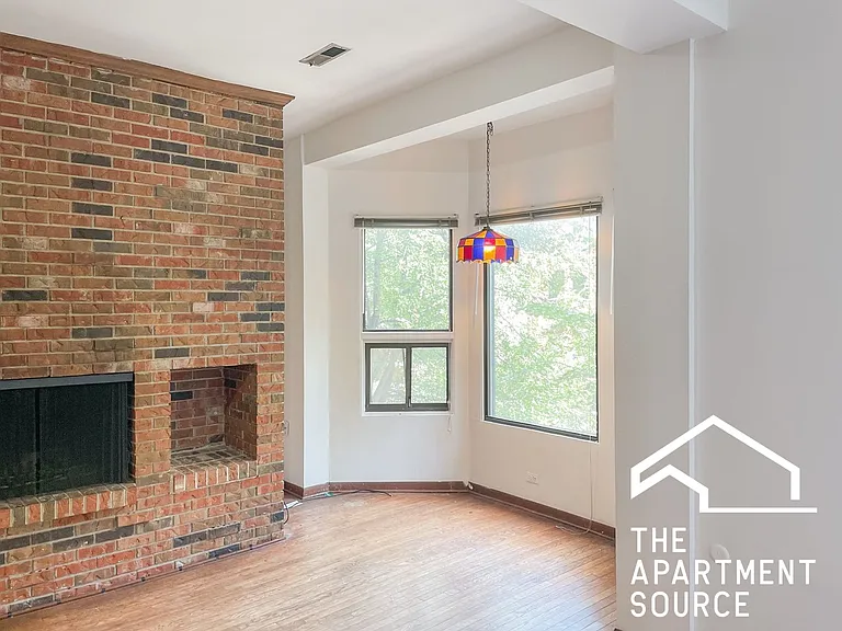 875 W Lill Ave #C2 — Photo 3