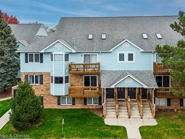 221 Pinewood Cir, Plymouth, MI 48170