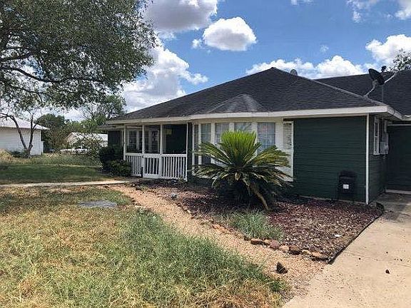 2nd image of 1112 Palm St