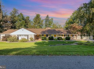 5195 Rockery Rd, Spring Grove, PA 17362